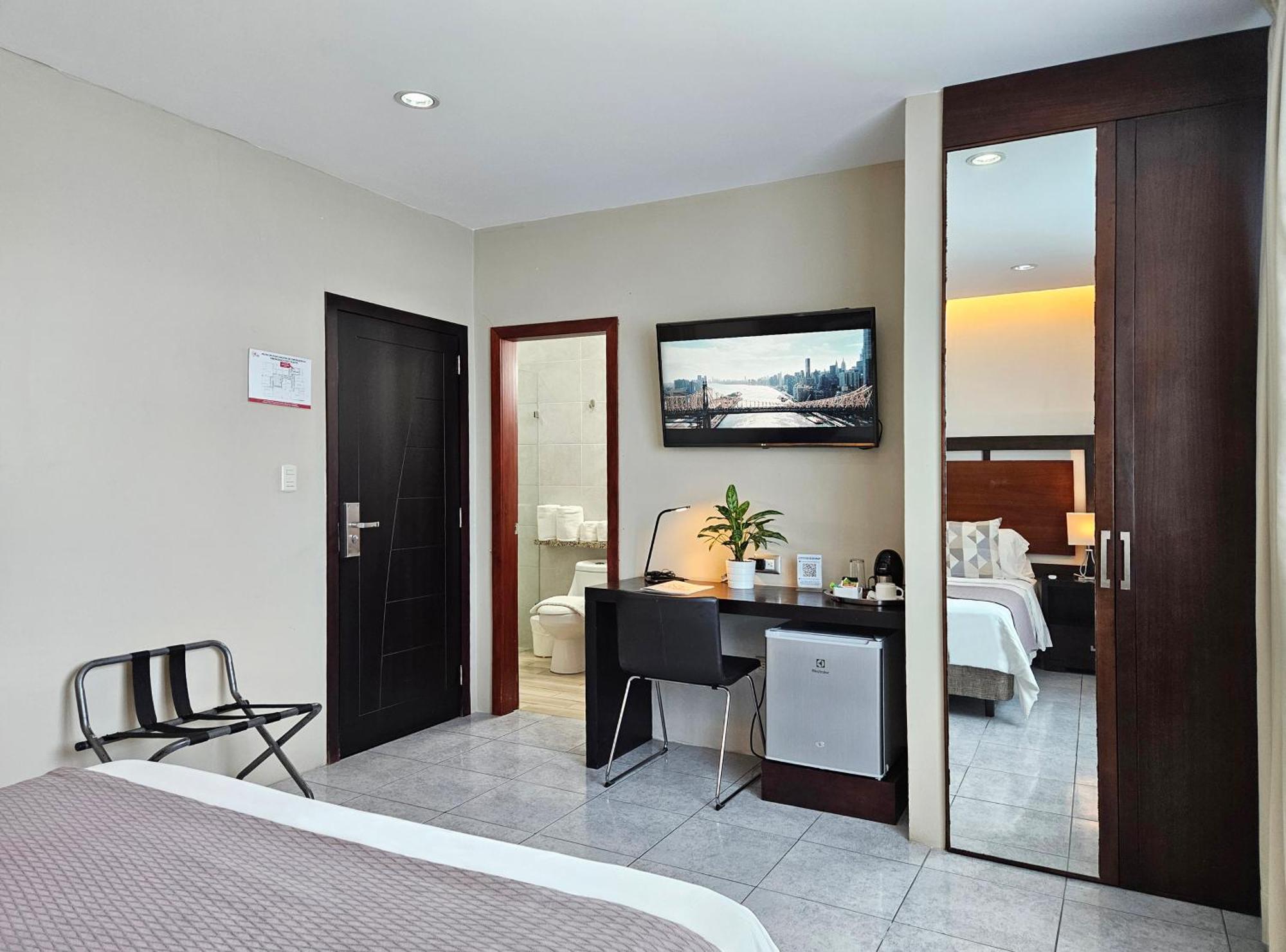 Hotel Perla Spondylus Manta Zewnętrze zdjęcie