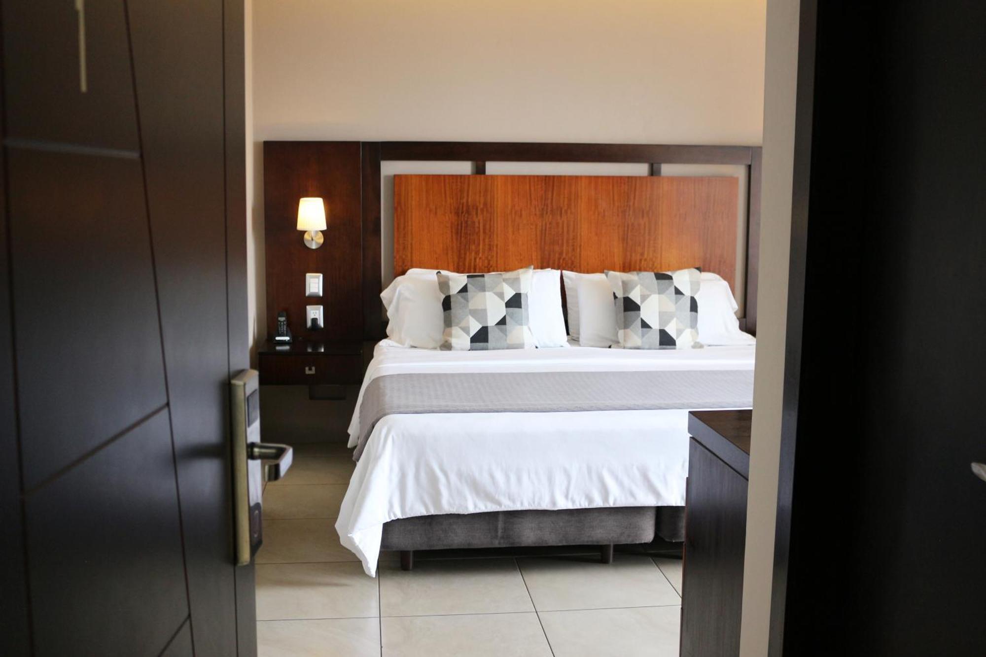 Hotel Perla Spondylus Manta Zewnętrze zdjęcie