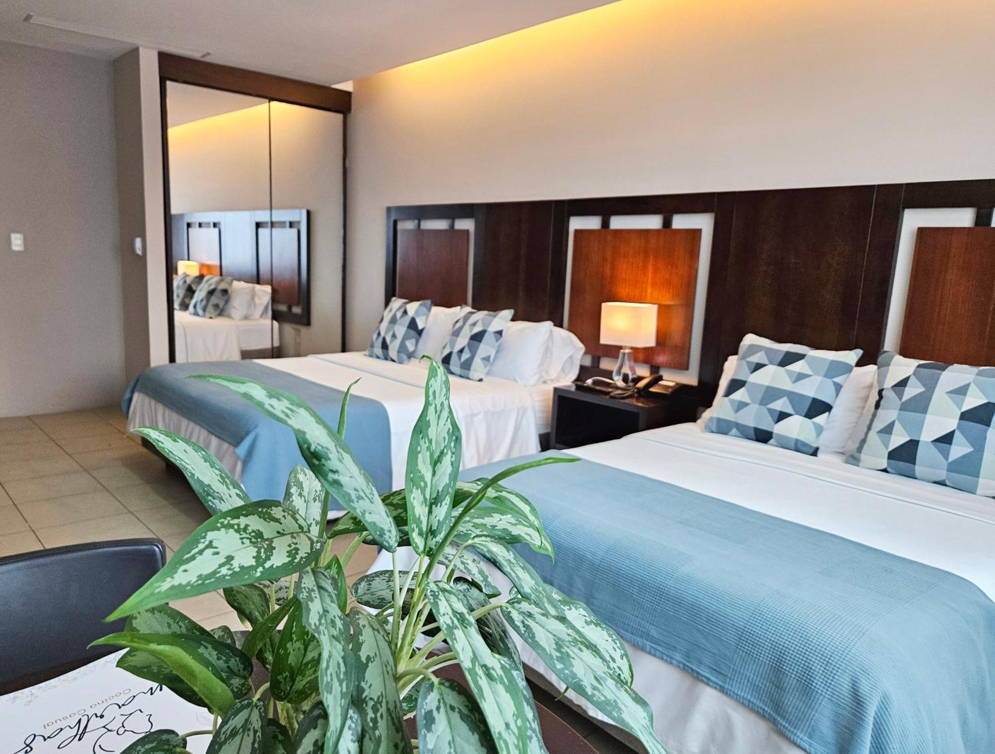 Hotel Perla Spondylus Manta Zewnętrze zdjęcie