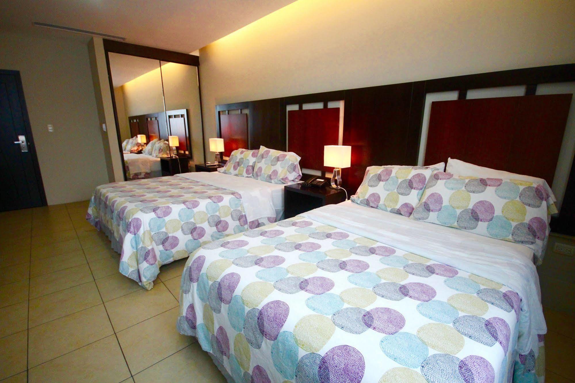 Hotel Perla Spondylus Manta Zewnętrze zdjęcie